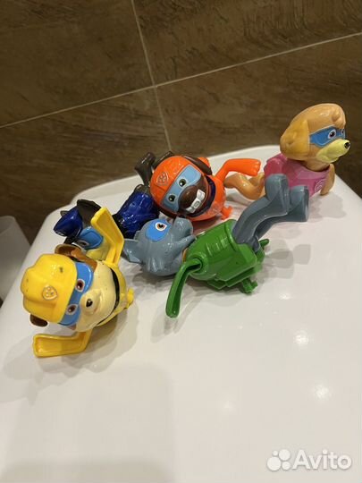 Развивающие игрушки для малышей пакетом