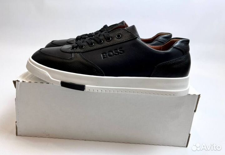 Кроссовки Boss надежные