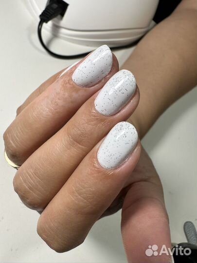 Маникюр педикюр