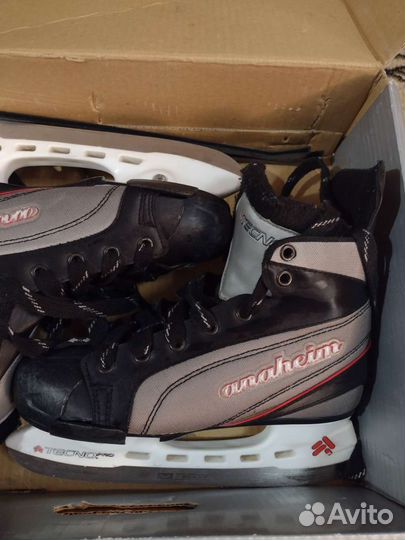 Коньки хоккейные раздвижные б/у