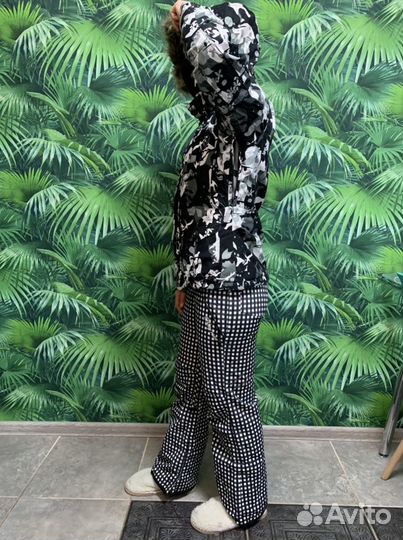 Куртка для сноуборда женская powder room