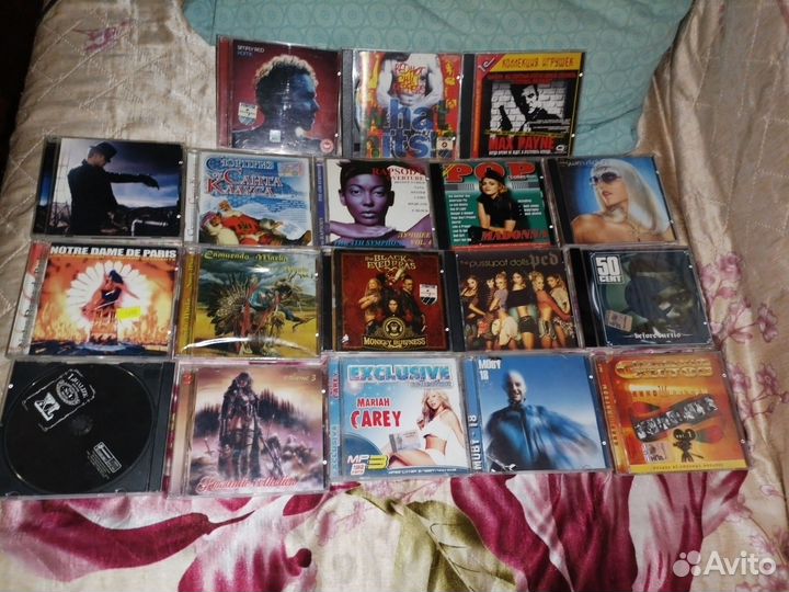 Cd диски с музыкой и играми