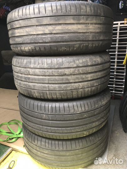 Pirelli P Zero 285/45 R21