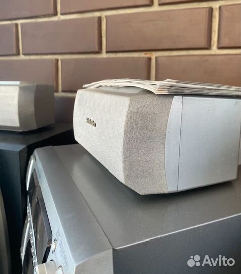 Музыкальный центр 