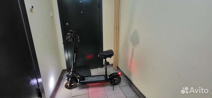 Самокат взрослый электрический бу