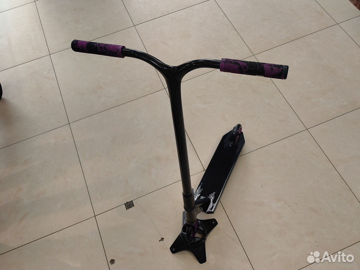 Трюковой самокат дека и руль карбон