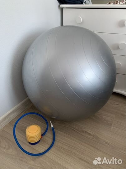 Мяч фитбол