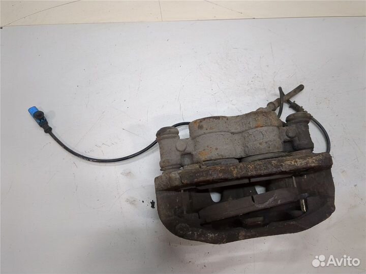 Суппорт Mercedes Sprinter, 2010