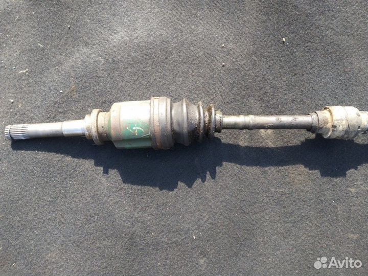 Полуось (привод) передний левый Mitsubishi