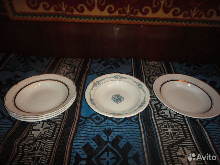 Посуда много разная