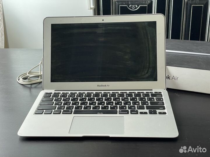 Ноутбук Macbook Air 11 late 2010