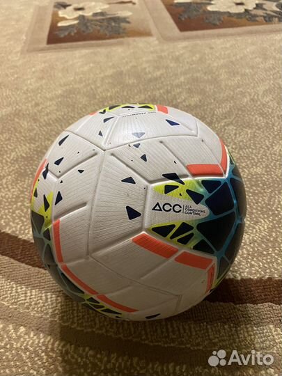 Футбольный мяч Nike Merlin