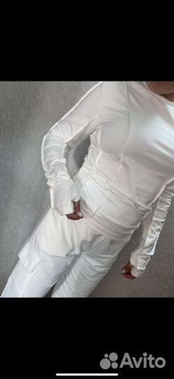 Спортивный костюм женский