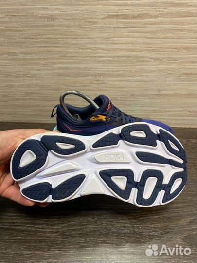 Кроссовки Hoka Bondi 8 размер 40,5