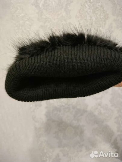 Чёрная шапка из натурального меха