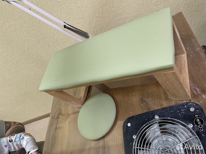 Подставка для рук маникюрная