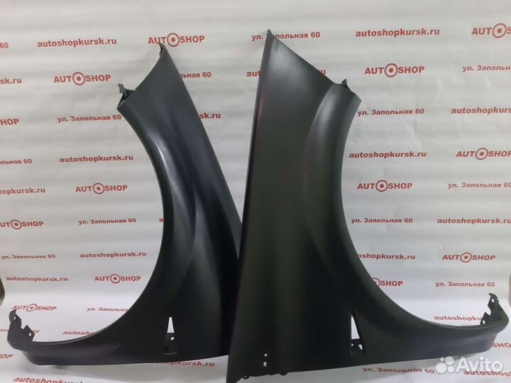 Крыло переднее Рено Меган 2 Megan 2