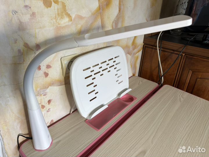 Растущая парта и стул fundesk