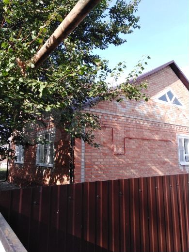 Дом 97 м² на участке 7,1 сот.