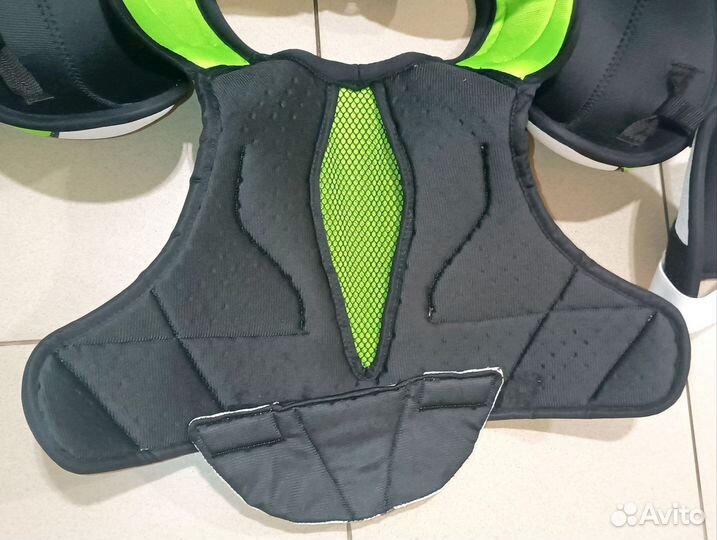 Нагрудник хоккейный Reebok 16K Sr (L)