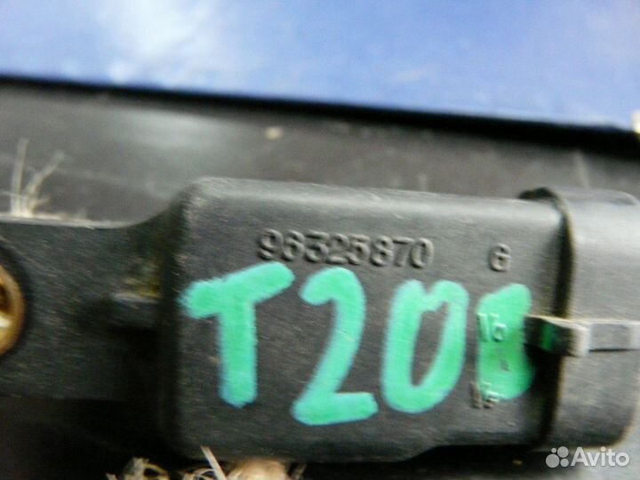 Chevrolet aveo (T200)