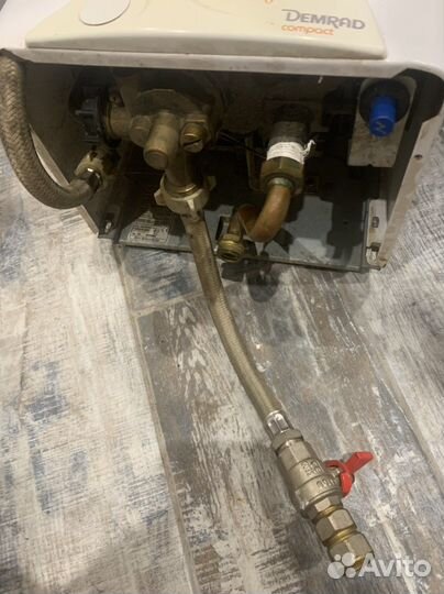 Газовая колонка Demrad compact