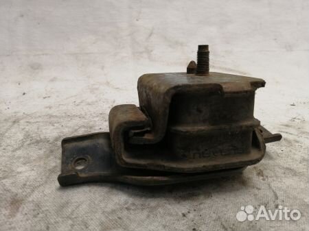 Опора двигателя Субару