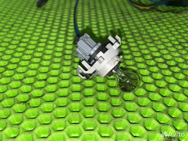 Проводка передней левой фары Cadillac Escalade GMT