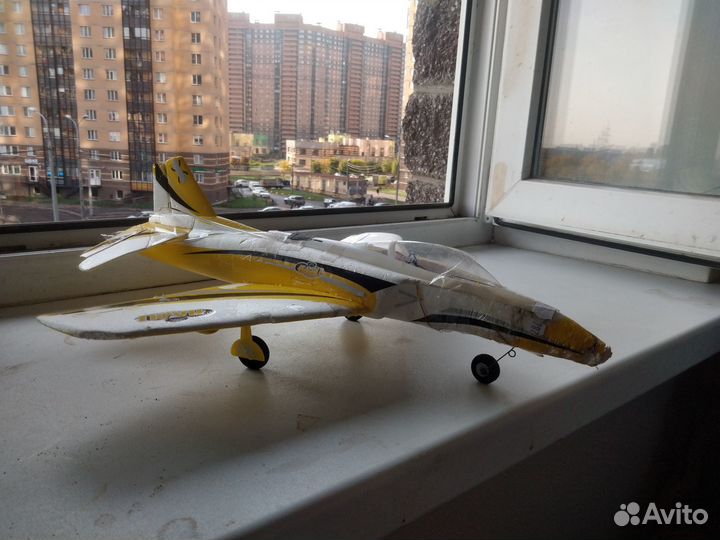 Импеллерная модель самолета