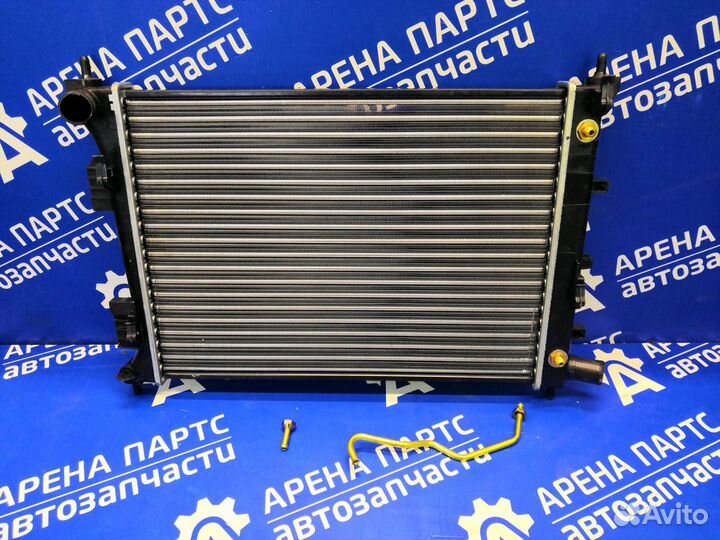 Радиатор охлаждения KIA Rio Hyundai Solaris