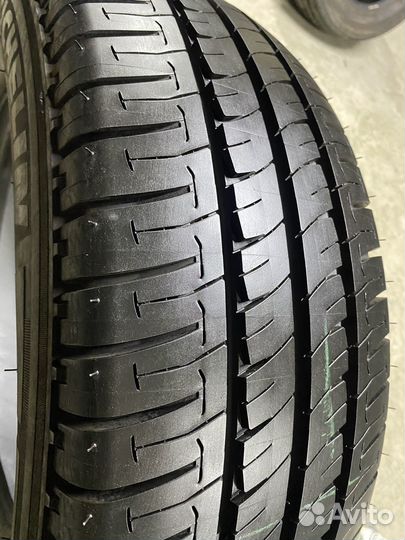 Michelin Agilis 235/65 R16C