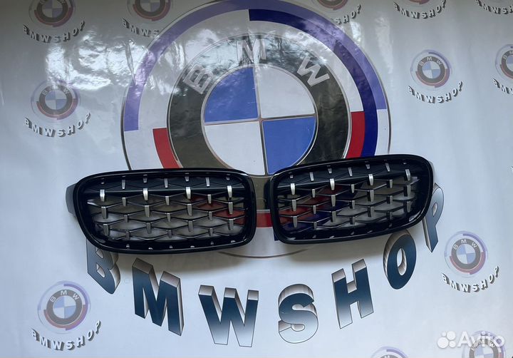 Ноздри решетки бмв F30 BMW silver Diamond