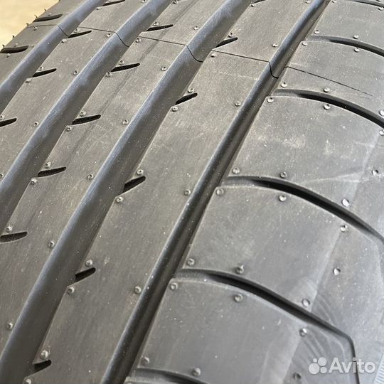 Yokohama Advan Sport V107D 275/50 R20 Y