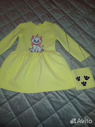 Платье с кошкой