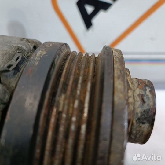 Компрессор кондиционера Ford Focus 2005-2008