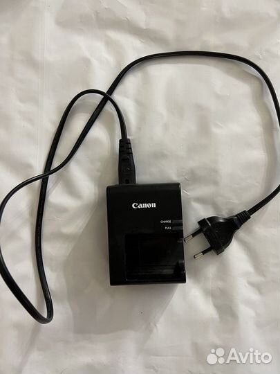 Фотоаппарат Canon EOS 1300D