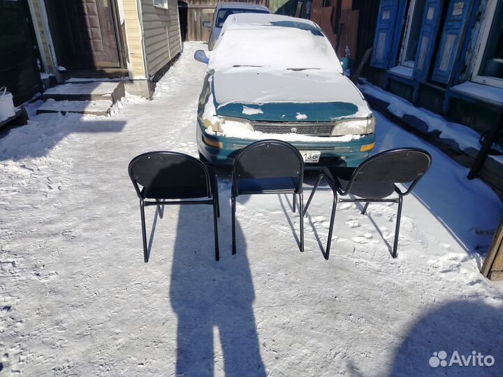 Стул офисный