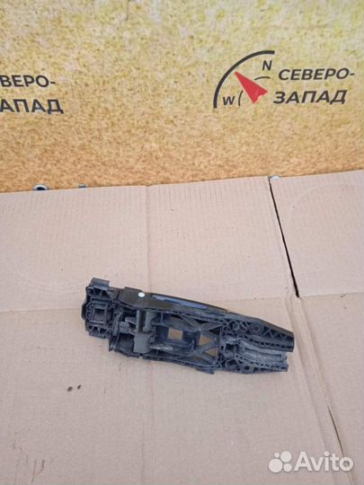 Ручка двери внешняя задняя правая Volkswagen