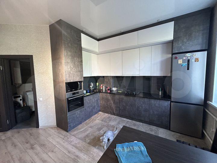 2-к. квартира, 55 м², 3/5 эт.