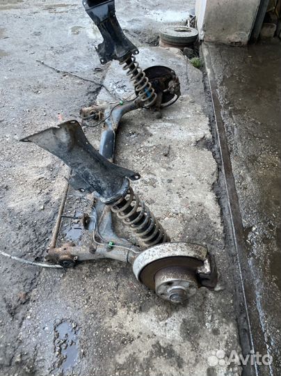 Балка задняя audi 80 b4