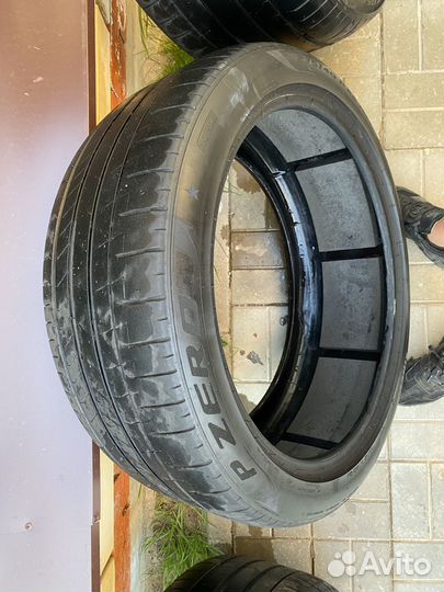 Pirelli P Zero 275/40 R22 и 315/35 R22