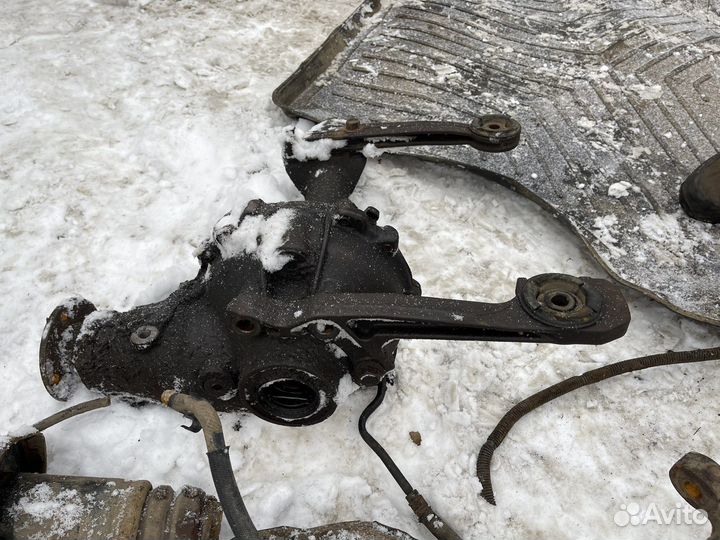 Toyota land cruiser prado 120 передний редуктор