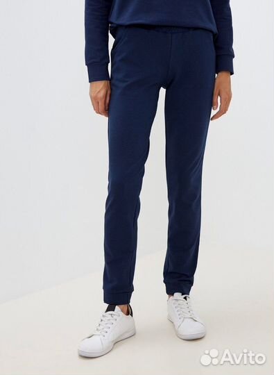 Спортивный костюм женский