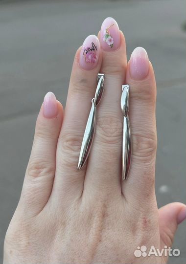 Серьги в стиле Poison drop