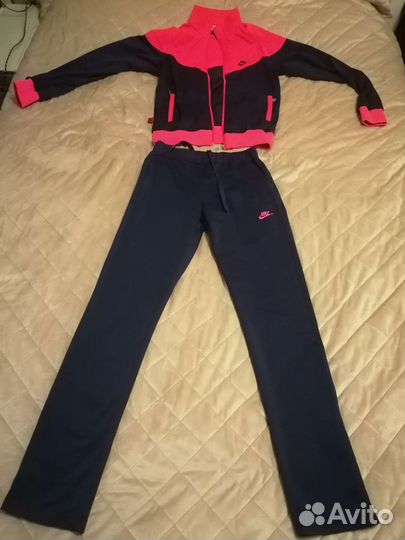 Спортивный костюм женский