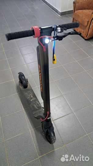 Электросамокат zaxboard