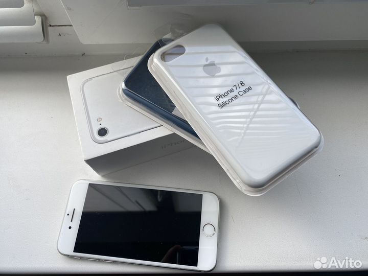 iPhone 7, 32 ГБ