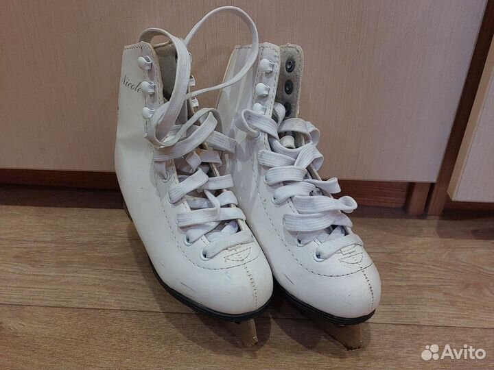 Коньки фигурные 30рр кожа