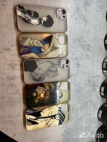 Чехлы на iPhone 13