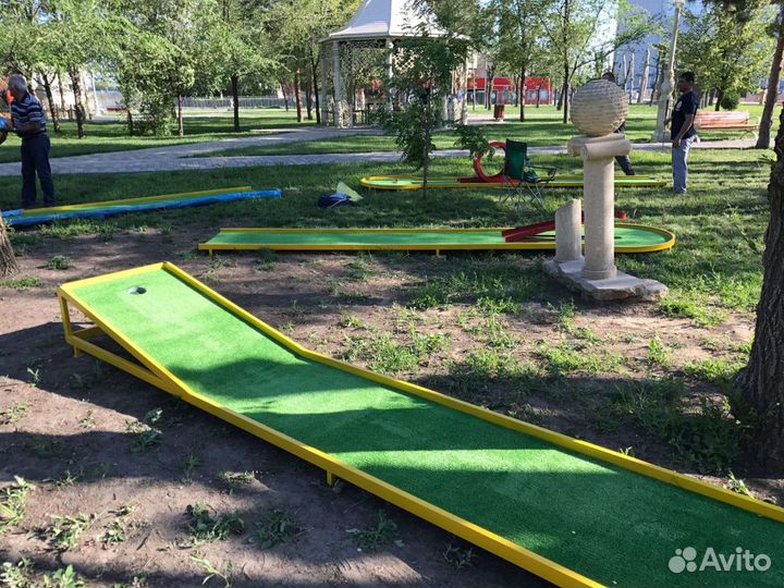Дорожки для мини-гольфа